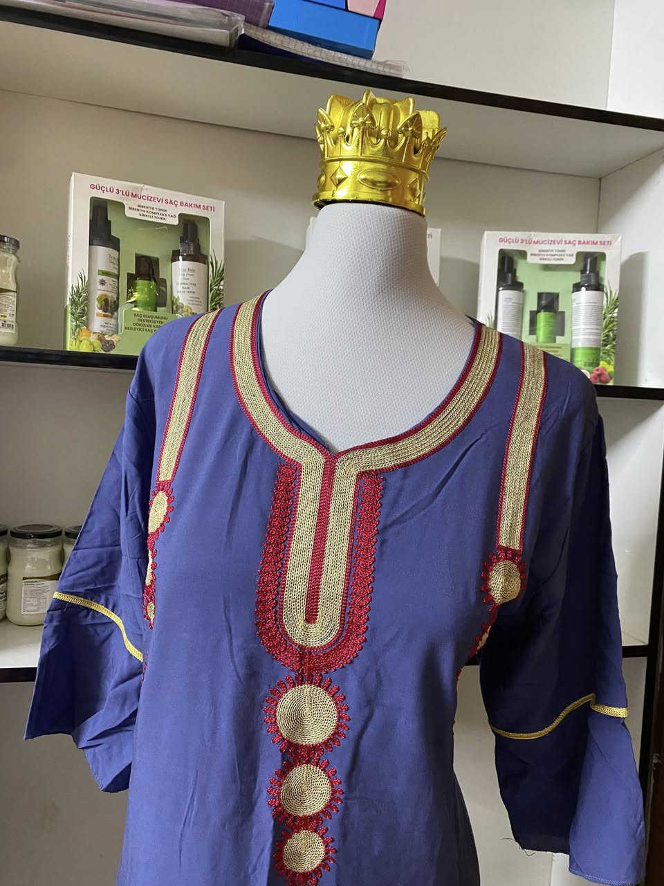 عروض وتخفيضات في قطّعه داخل المنشور. ب10 الألف دينار @إشارة


**إذا كنت صاحب هذا الإعلان وتريد حذفه لأي سبب، رجاءا أرسل رسالة إلى الدعم الفني**