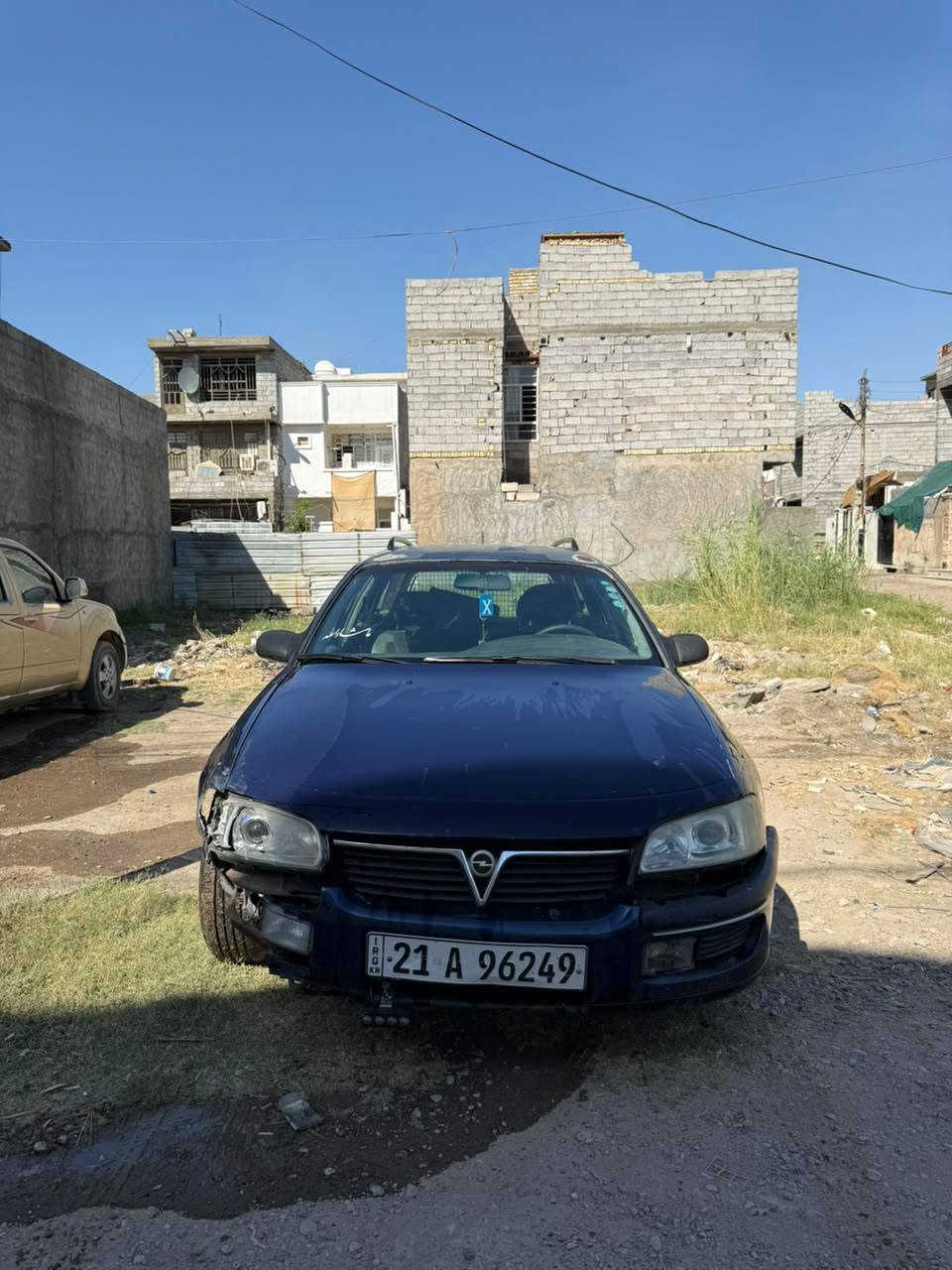 اوبل اوميكا بزون 1998
 السعر 46 وبيها مجال 
مكينه وكير بطه انسه العطل 
سياره بسمي تحول ثاني يوم 
عليها سستم صوت 
شاشه اصليه حجم الكبير 
تبريد شغال منضومه كامله جديده عليها 
بس عايزها شحن غاز 
رقم سليمانيه 
***********
