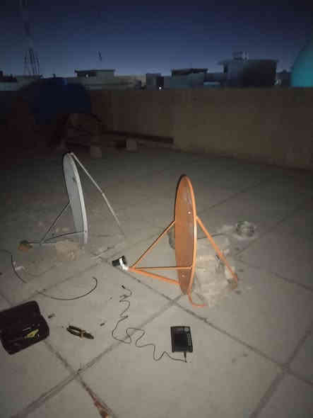 تنصيب الستلايت 
تثبيت البلازمه 
وبعث القنوات 
                    ***********
