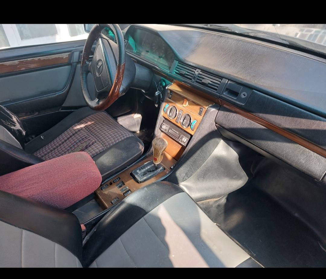 سلام عليكم مارسيدس للبيع .كير فول محرك بطه فول تبريد تدفئه فول تخم تايرات فول مصبوغه عام السيارة بأسمي ثاني يوم احوله السعر 60 وبيها مجال شي قليل للإستفسار والاتصال ع هذا الرقم *********** رجائن المو شراي لا يتعبني
