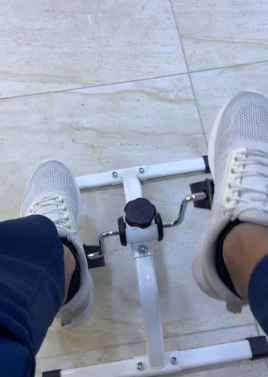 💪 جهاز تمرين الأرجل المنزلي GRAND EASY 111

الحل المثالي لتنشيط الدورة الدموية وتقوية عضلات الساقين بدون عناء أو ضوضاء.

استخدمه أثناء الجلوس على الكرسي لممارسة تمرين خفيف يوميًا في المنزل.

مقاومة قابلة للتعديل لتتحكم بشدة التمرين حسب رغبتك.

تصميم معدني ثابت ومتين مزود بدواسات مريحة وأشرطة تثبيت آمنة.

سهل التركيب ولا يحتاج كهرباء أو بطاريات.

مثالي لكبار السن أو لمن يرغب بالمحافظة على لياقته بطريقة مريحة وآمنة. بغداد, العراق


**إذا كنت صاحب هذا الإعلان وتريد حذفه لأي سبب، رجاءا أرسل رسالة إلى الدعم الفني**