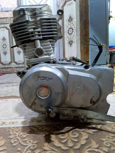 السلام عليكم مكينة ايراني للبيع نوعه نامه امتياز المكينه شغاله وخرسه ما تنسمع ما ناقصه شي جيب وشد كلشي ما ناقصه مفتوحة مره وحده والباقي ما بيه اي شي شلعه ومعدل فول معدله 110 وفوك الله شاهد مكاني البصره ابو الخصيب كوت ثويني *********** الشراي يجي خاص السعر 100 وبيه مجال
