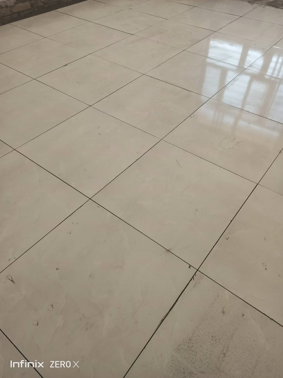 خلفة سيراميك أرضي جدران الوح بيات درج شغل درجة أولى
***********
***********
