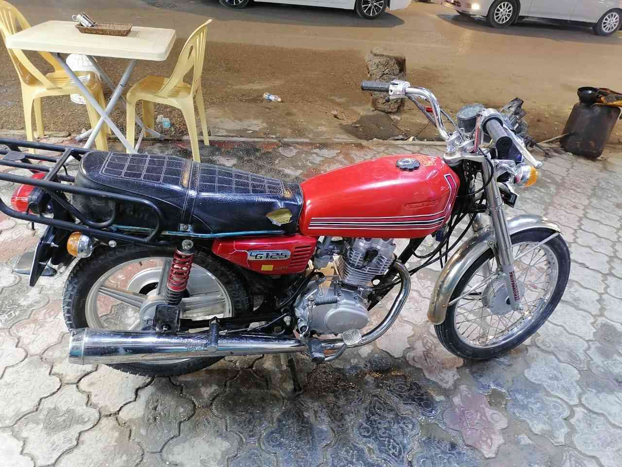 السلام عليكم دراجه البيع مديل ٢٠٢١رقم وسنويه مكاني كوفه شارع الجمهوريه ***********
