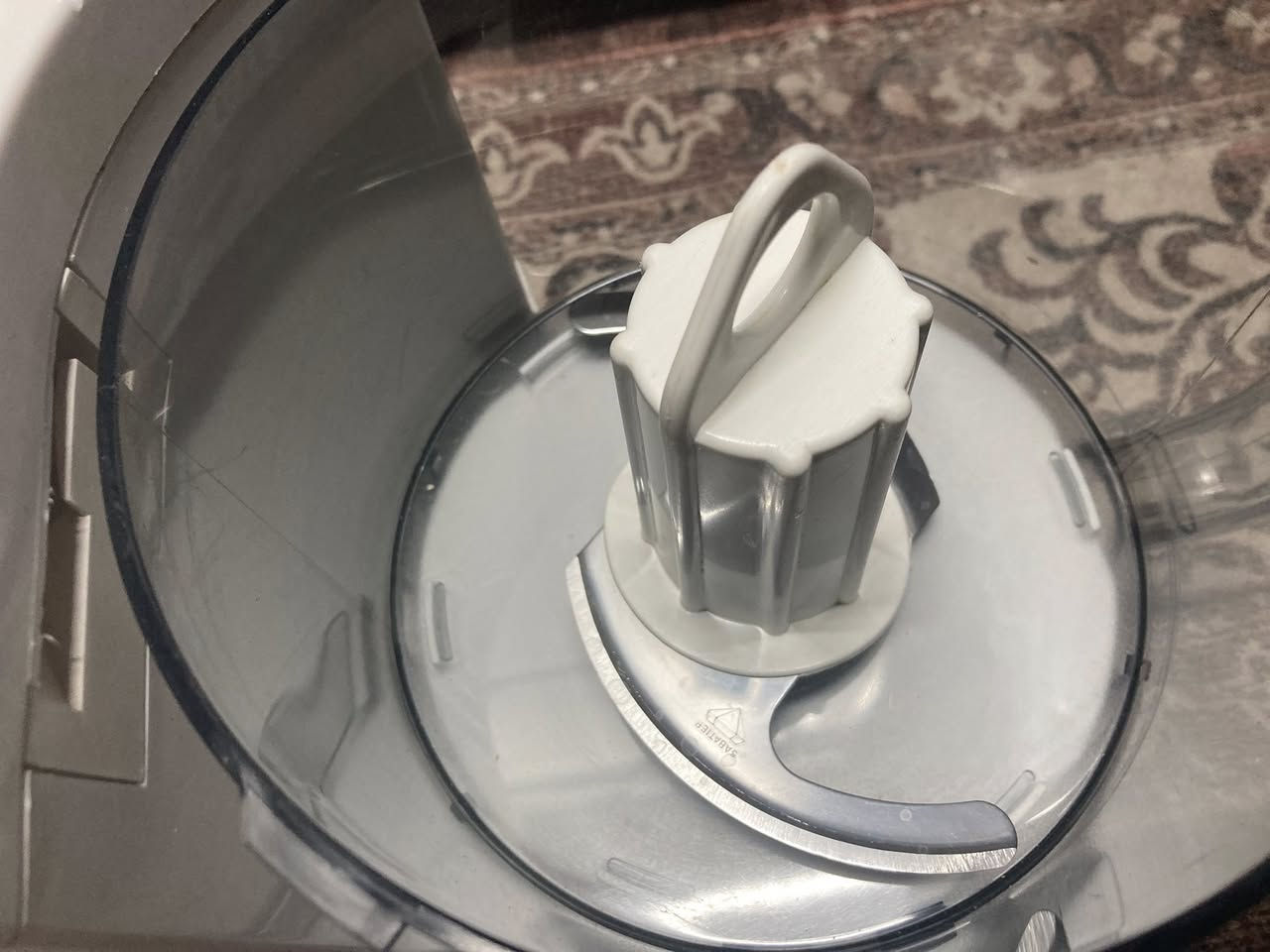 السلام عليكم… محظره كينوود بريطاني … ست بيت كامله…فرم اللحم وتقطيع الفواكه والخضار وعصرها … وخفق مكونات الكيك… السعر 75 الف شامل التوصيل


**إذا كنت صاحب هذا الإعلان وتريد حذفه لأي سبب، رجاءا أرسل رسالة إلى الدعم الفني**