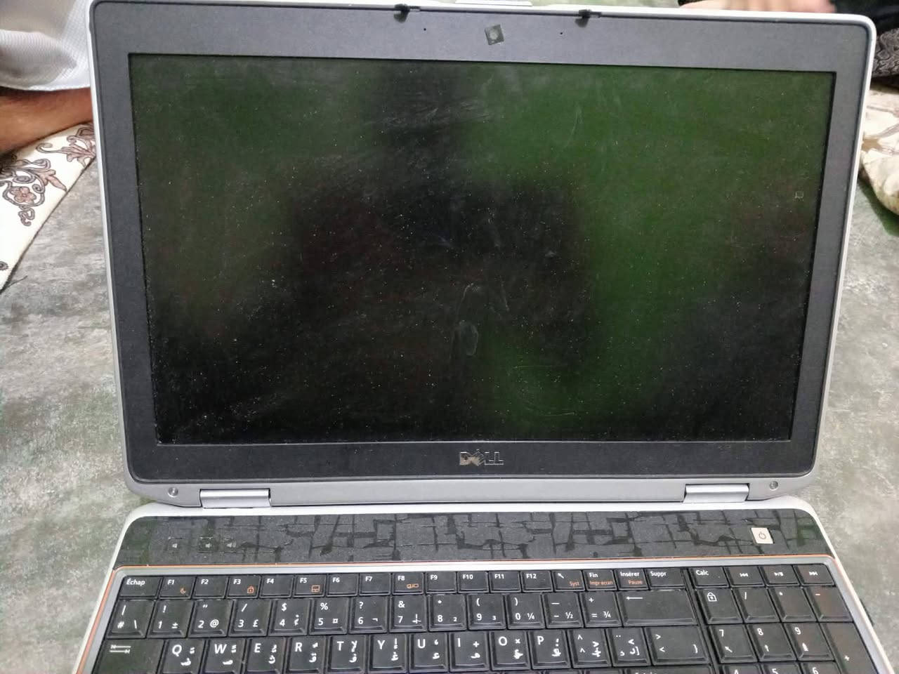 متوفر لابتوب نوعية Dell 
ب225 الف وبيه مجال هم 
***********
