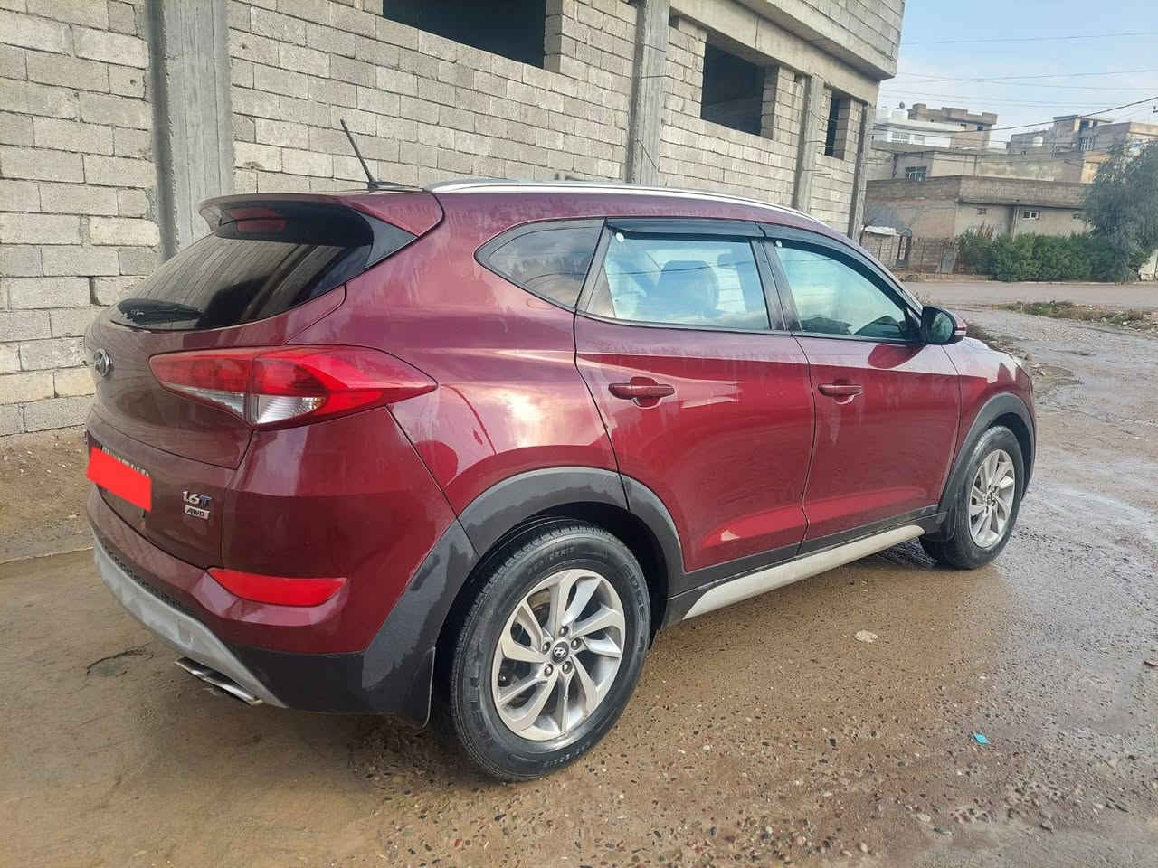 توسان 2017 امريكي محرك 16 توربو  ،
ضرر بها بنيد وجاملغ صبغ بدون دواخل شرط ،
محرك ،كير ، تبريد ، طايات ، حداديه ، طخم كلها شرط ،
رقم اربيل انكليزي سنويه 2024 تحویلها ثاني يوم شرط ،
السعر :-  133 $ وبیها مجال عنوان بردرش بین عقرە و موصل ،
،،،،،،،، *********** ،،،، *********** ،،،،واتساب + فایبر ،،،،،
