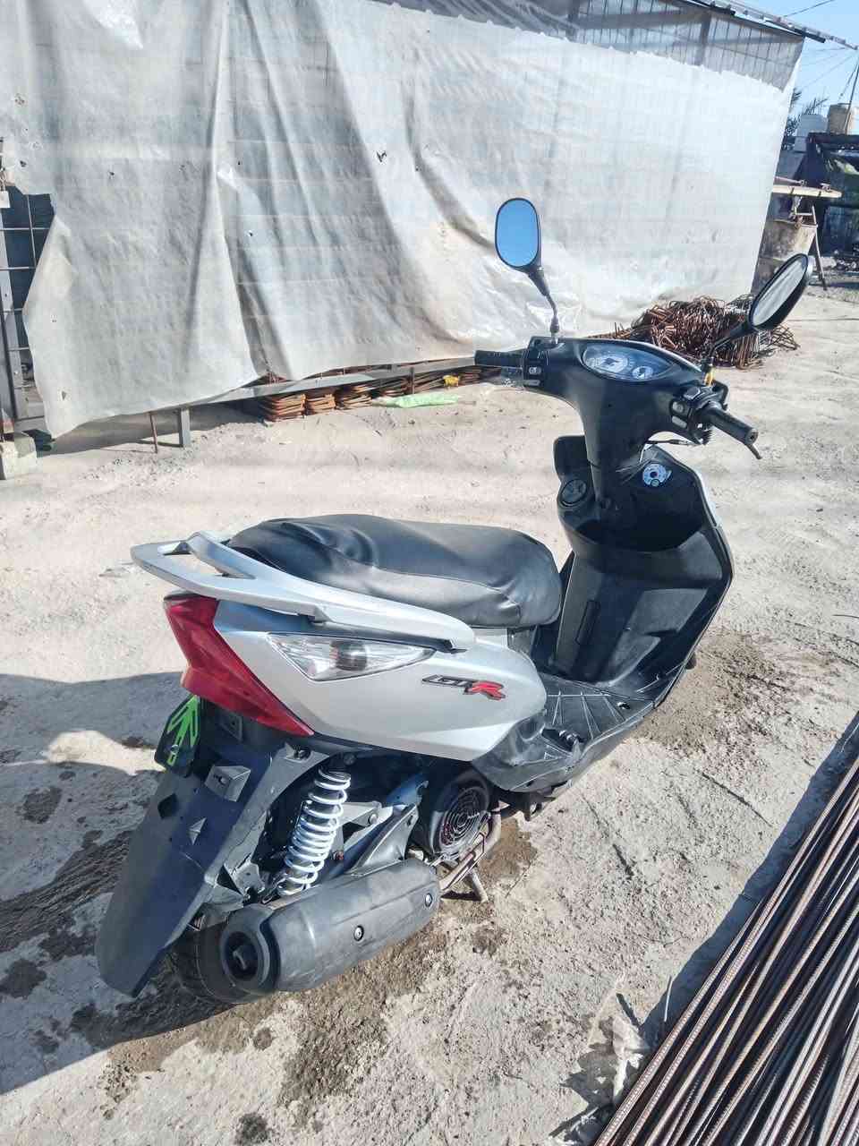 دراجه للبيع ثعلب لون رصاصي ومكفوله كفاله عامه السعر 650 اوبيه مجال الشراي العنوان  بغداد الشعله
***********
