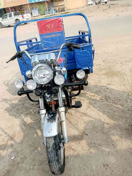 سلام عليكم ستوته للبيع موديل 2023اوراق صولي بسمي من وكيل نوار كفاله عامه تخم تاير جوبلس كهربائيات كله شغاله دشبول كتروني حديثه وجهزه من كلشي سعره بثنين و150وبيه مجال بصيط شراي يتصل مكانه ديوانيه ***********
