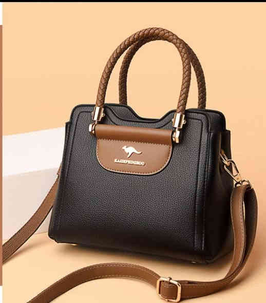 حقائب نساي 
         ماستر كولتي
خامه ناعمه

تتوفر خدمه توصيل
كربلاء حي العباس الفرع الثالث محلات الحافظ
*********** وساب
