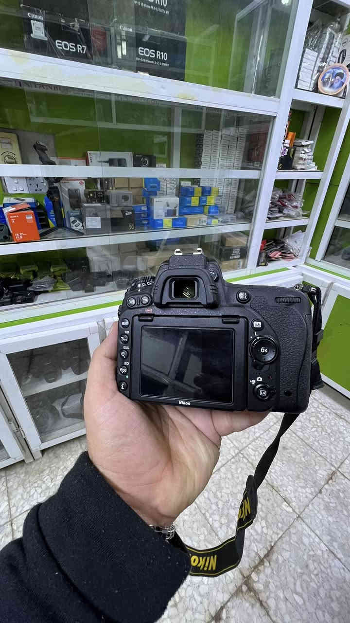 Nikon . D750 
نضافه100‎%‎ كامل ملحقات اصليه حزام شاحنه بطاريه كارتون
فقط بدي شتره 8k ✅
سعره مليون و50الف 
مكاني بابل ***********
