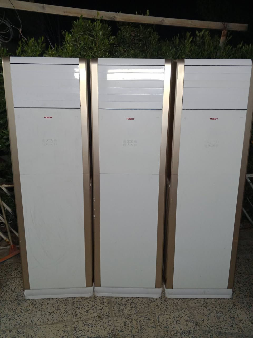 سبالت كنتوري 3طن عدد 3 نوع توسوت الحديث مكفولات كفاله عامه من اي تصليح تبريد ثلج ماطور بلادي غاز مقفول نوع الغاز 410 ستعمال موسم واحد سعر الواحد مليون و100 المكان غزاليه نهاية شارع المركز انتصال او واتساب ***********
