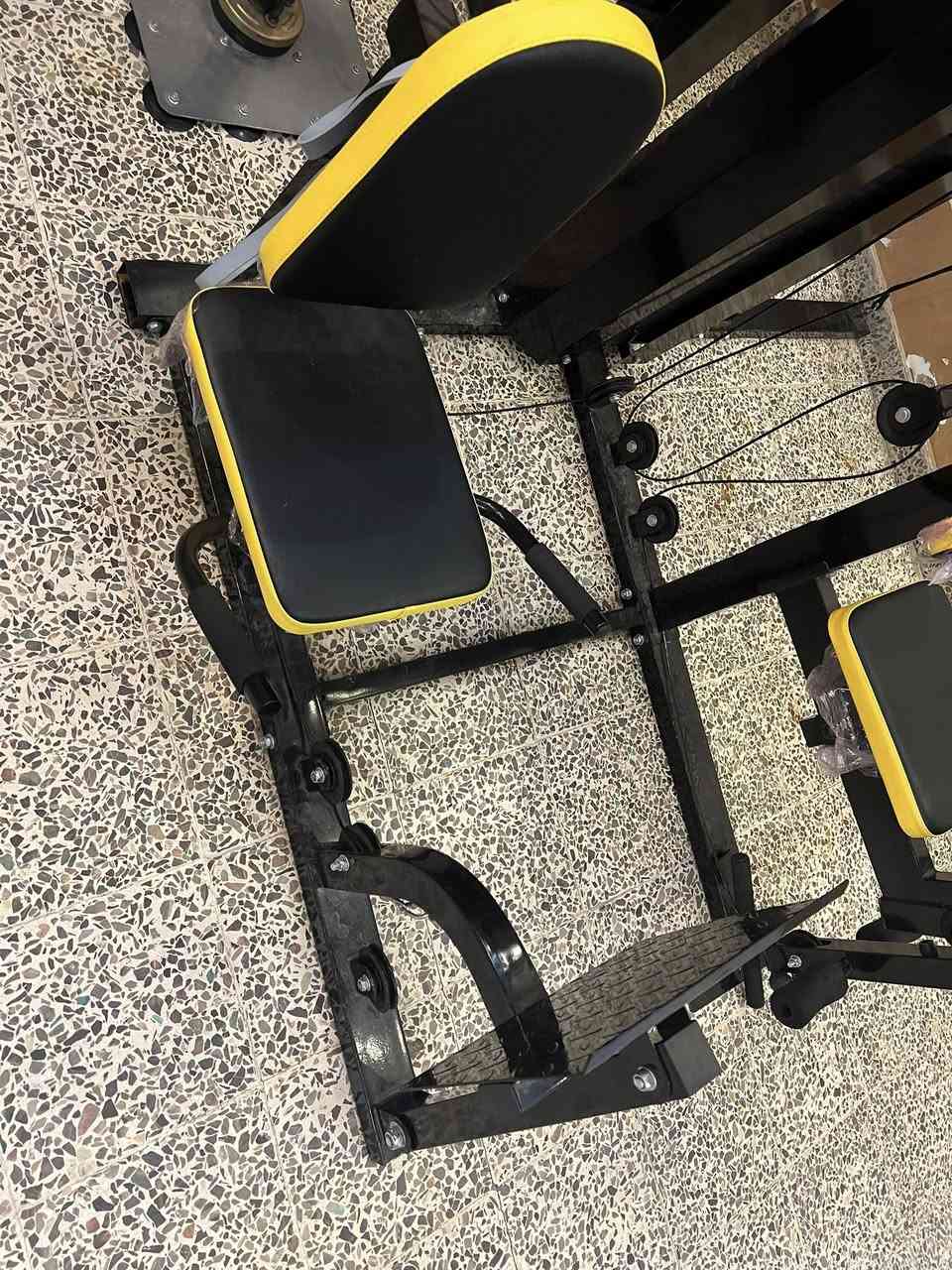 السلام عليكم جهاز استعمال قليل نضافه 100/100سعره 650 الف رقم الهاتف ***********
