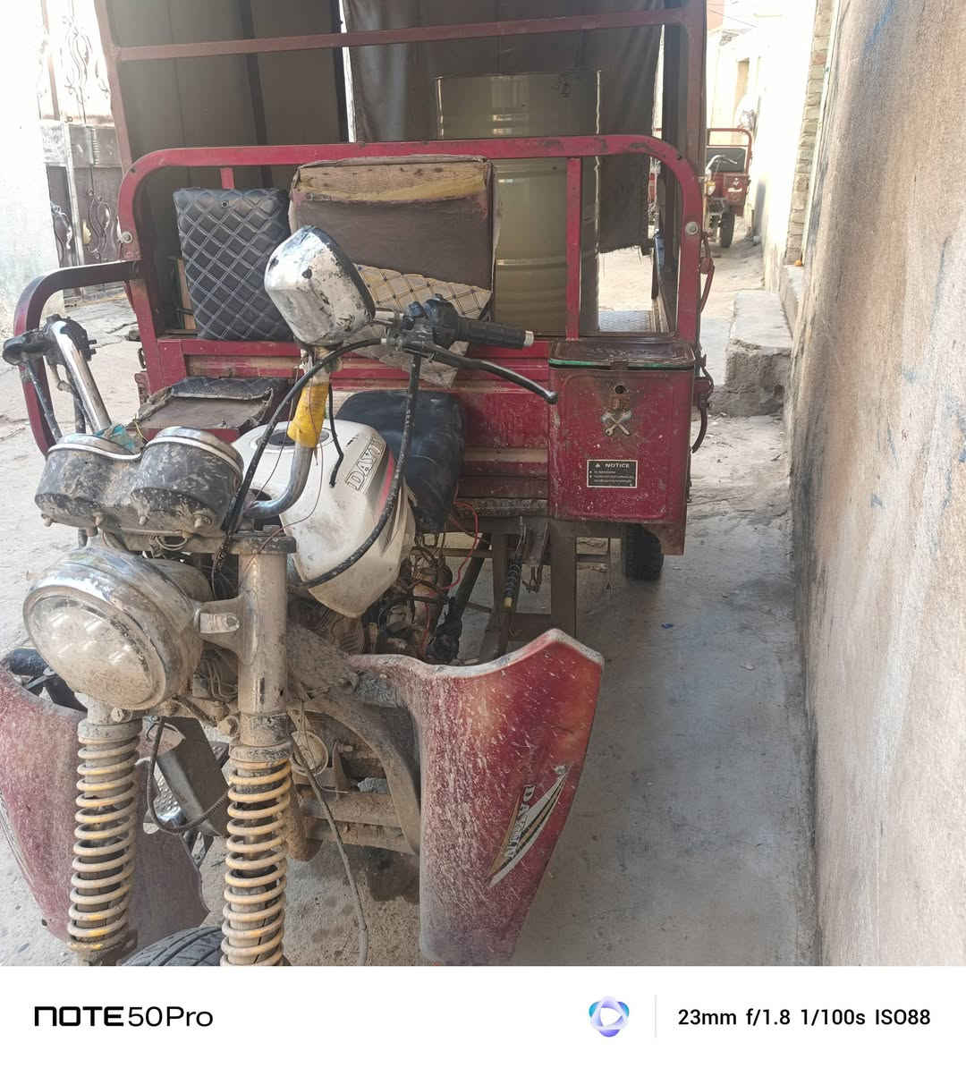 للبيع ستوته دايوان موديل 19 أوراق كامله سعره 850 مجال بسيط مكان ديالى المقدادية ناحية أبو صيدا 
رقم ***********واتساب فقط
