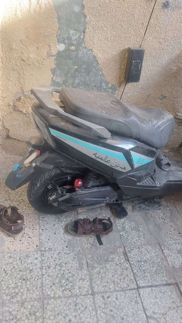 السلام عليكم دراجه شحن البيع نضيفه شغاله وتمشي بس عطل سكليتر وبجم يرادلها سعر 150قفل قفل بطاريات جددد 6مسطره دبل كبار بطاريات نضيفه


**إذا كنت صاحب هذا الإعلان وتريد حذفه لأي سبب، رجاءا أرسل رسالة إلى الدعم الفني**