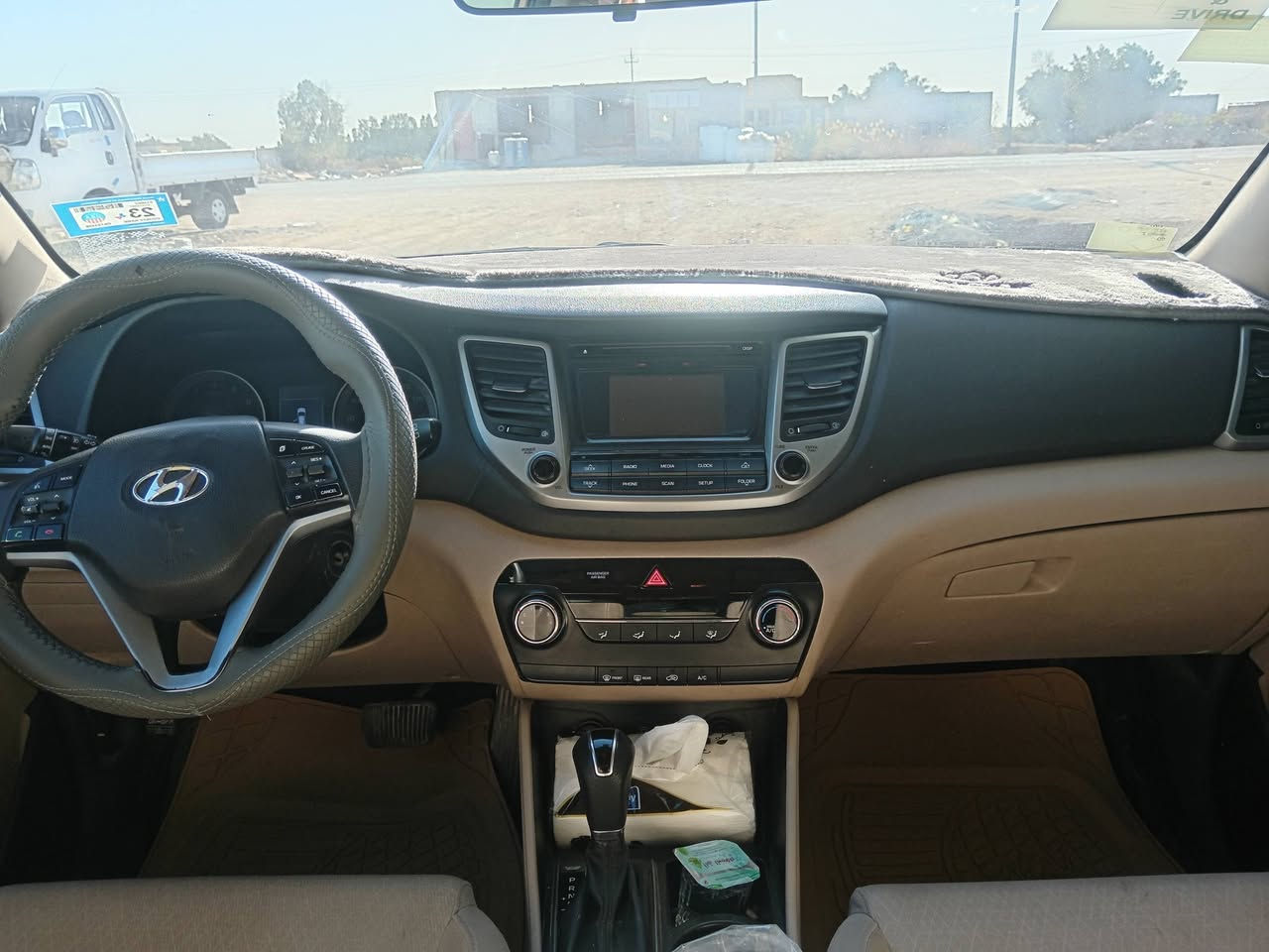 سلام عليكم توسان ٢٠١٦ أمريكي رقم مثنئ الجديد باسمي مكينه 2000 ظرر تبديل بنيد للبيع او مراوس النترا سيراتو فورتي السعر ١٤٠ وبيه  مجال***********
***********
مكان الوركاء ناحيه الكرامه
