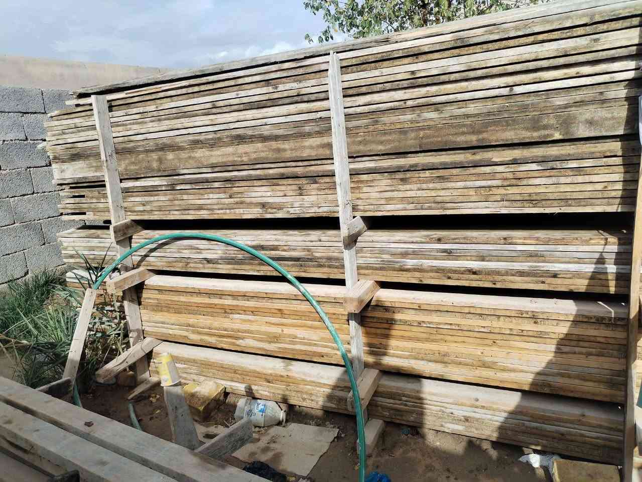 سلام عليكم قالب للبيع اكو دگه وحده واكو أكثر من دگه خشب نضيف كلش مال جناي يدگ بيت 400م رباط سگف وزايد شرط نضافه نفس الصورة مكاني ناصرية الرفاعي شراي اتصل تشلع عيوني ما تشتري بس تعامل ماريد أشوف خلقتك ***********
