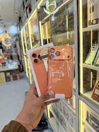 آيفون ١٧ برو ماكس • ٢٥٦ • بطاريه ١٠٠