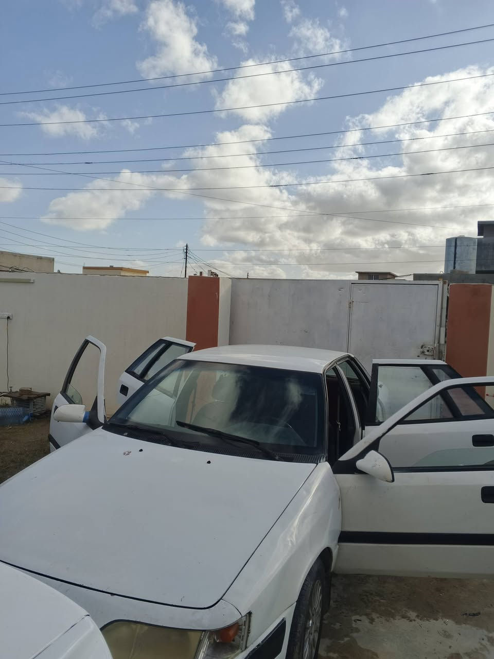 السلام عليكم دايو اسبرو موديل 96 گير محرك شرط رقم كركوك الماني شرط التحويل والغرامات سنويه عضم عاج لل27 تبريد تدفئه  تخم تأير  جديد سبير جديد صدر امامي خلفي جديد كربائيات كلها شغاله باور ستيرن جديد حداديه جديده مسجل 4 سماعات لايت زنون السعر 24 وبيها مجال ويرهم مراوس حسب القناعه مكاني صلاح الدين بيجي ***********
