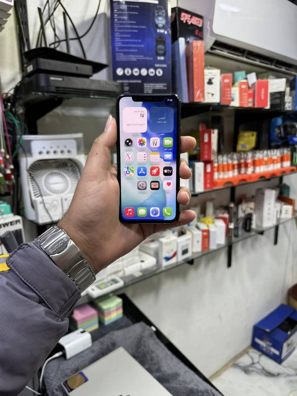 للبيع فقط
11 برو فقط 

جهاز نظيف وشرط ما مفتوح وحاسبة نورمال بدون غراض 

ذاكرة 256 

بطارية 88‎%‎

تك سيم 

نموذج M

شراي تعال خاص او اتصل 

***********

***********

سعرو 320
