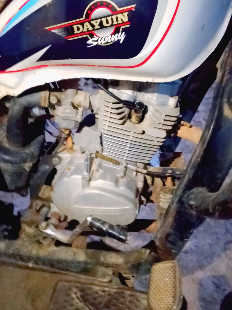 السلام عليكم 
مكلف بنشر

ستوته دايوان اوراق موديل 2013 نضيفه كلشي شغال تعال وفحص السعر الاتصال على الرقم 
***********
