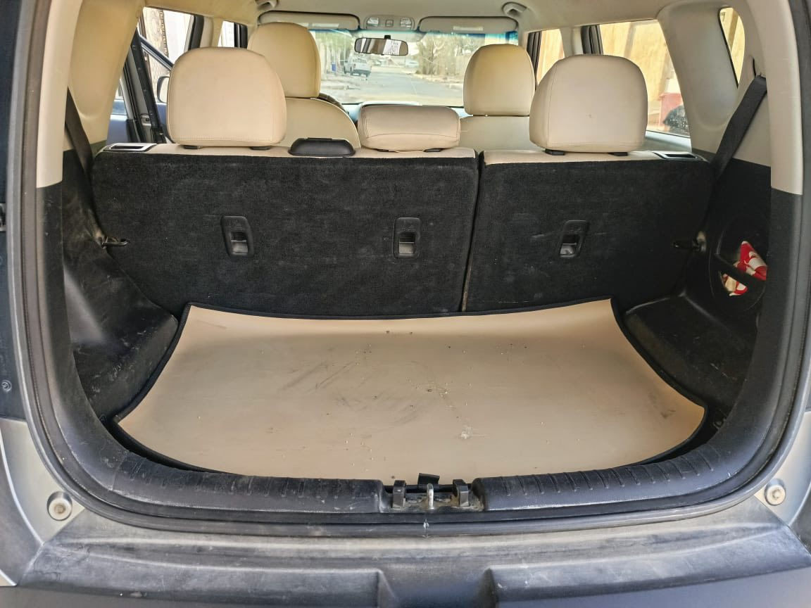 السلام عليكم 

كيه صول للبيع موديل 2016 
ضربتهة بامريكا القمارة طايح عليهة ثلج 
وحادثهة هنا جاملغ راجع بل بارد وبنيد شوي بي بارد 
سيارة جاهزه وحلوة مال بيت مامتعوبه 
سعر 110 وبيهة مجال بيع مستعجل 

 للتواصل *********** مكلف بلنشر
