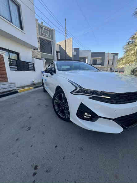 السلام عليكم  شباب 
( 2023 ) كي فايف خليجي 
مال شركه الدوليه ام الضمان 
كتب وكتلوكات موجوده 2 بصمه وياه
بجم ل S الرياضي معروف احلى شكل 
مكينه 2000 دوش 
كفاله عامه من كلشي وكلاشي من 
الصبغ ولبارد ولشخط والرصعه وكلشي
ماشيه ( 10 ) الف شرط طك فلين 
فول لفول من كلشي كل المواصفات 
عليه كت كامل سوادات واضح بصور 
من اليدات والمري باتمان وجناح خلفي 
وجناح جامه خلفيه السياره بالباكيت 
 الشكل معروف من البجم الرياضي S 
المكان بغداد الكرخ  
 الاستفسار ***********
واتس موجود السعر خاص رجاء 🙏
