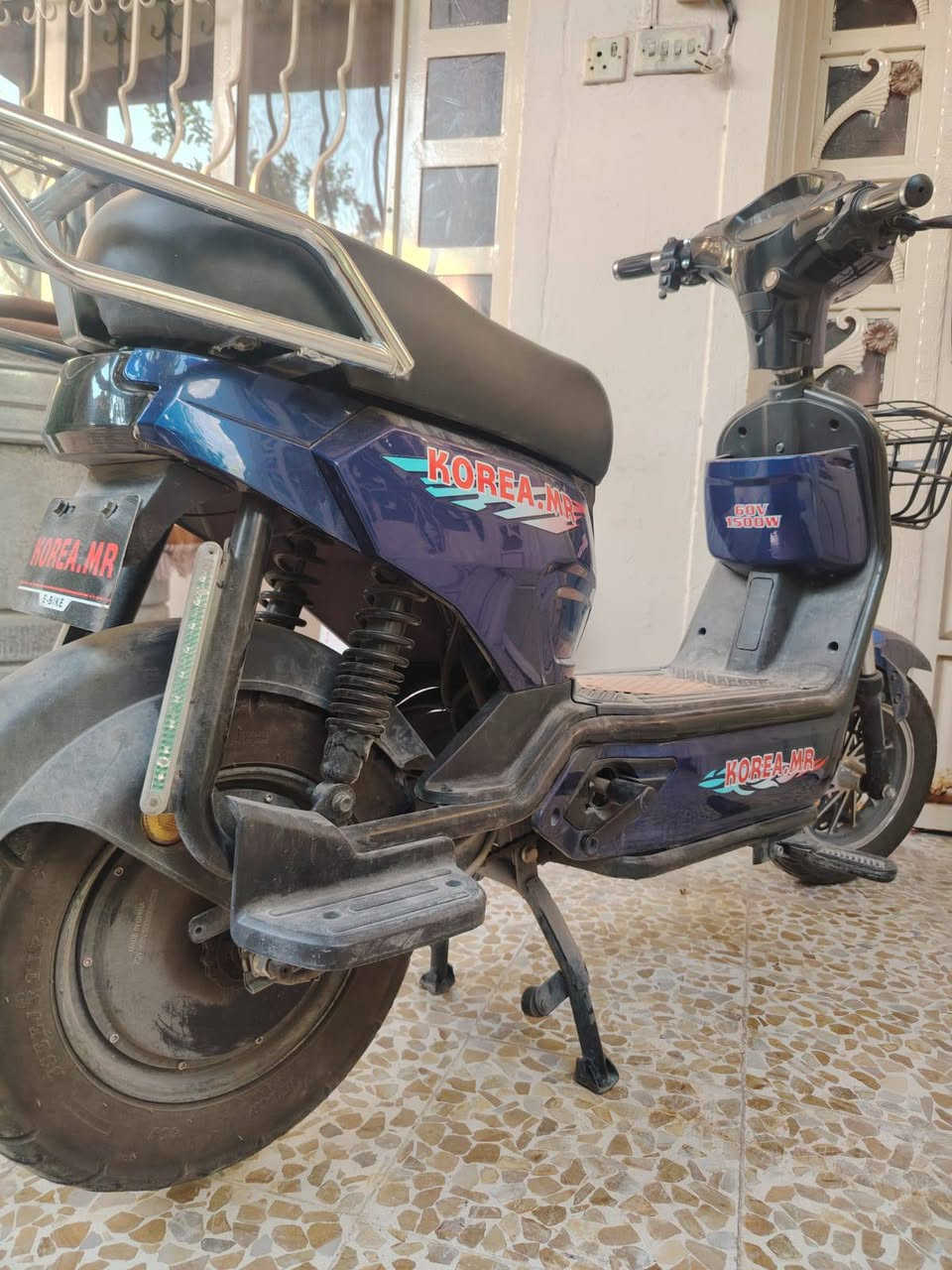 ماطور شحن نضيف شرط وايرامينه شغاله ...ملاحظه فقط بطاريه تعبانه بيع مستعجل سعر 400 ومجال قليل مكاني حي النجار اتصال وبي وتساب الرقم ***********
