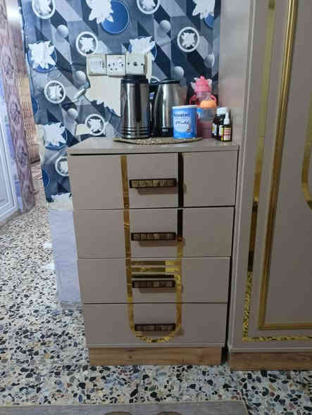 غرفه تركيه للبيع  السعر 950 المكان بغداد الجديده للتواصل ***********
