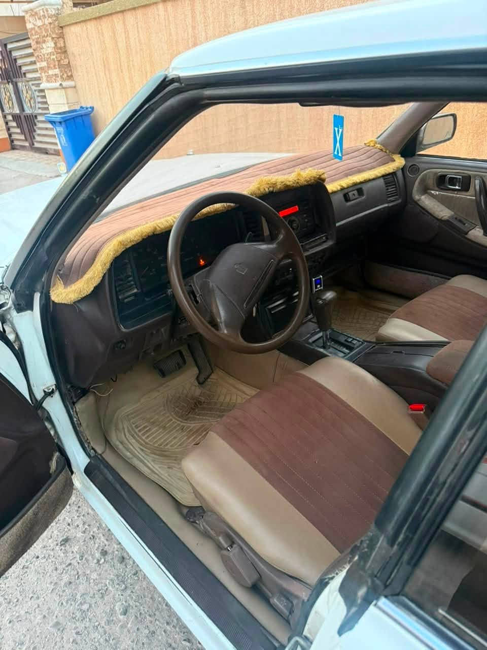 هارتوب موديل 90  محرك 2500 تبريد شغال طخم تاير كشر نظيف رقم بغداد وبأسمي سياره حلوه وبسعر مناسب ب35

‭***********‬
