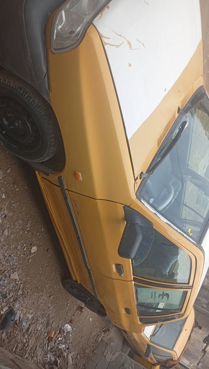 يا الله اللهم صلي على محمد والي بيت محمد سيارة سايبة موديل 11رقم بغداد الماني مكينة وكير جدد حدادية وتخم تاير نضيفات راعيها مواصلة بدون راعي اتكفل عشائر وقانون سعرها 12ورقة وبيها مجال عنواني بغداد مدينة الصدر هاتف ***********
