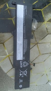 بغداد • ملحقات إلكترونية • قيم واخذ