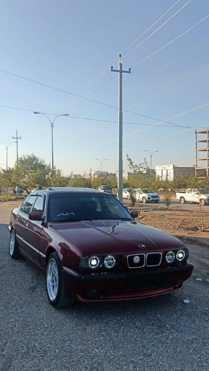 BMW 1990 
کامل کرایتە 95
ئارم هەولیر
ناو داخلی جلدی ئەوروپی
بی لیدان 
عیزام بو جوانی
ویل و تایە نوی أربيل, العراق


**إذا كنت صاحب هذا الإعلان وتريد حذفه لأي سبب، رجاءا أرسل رسالة إلى الدعم الفني**
