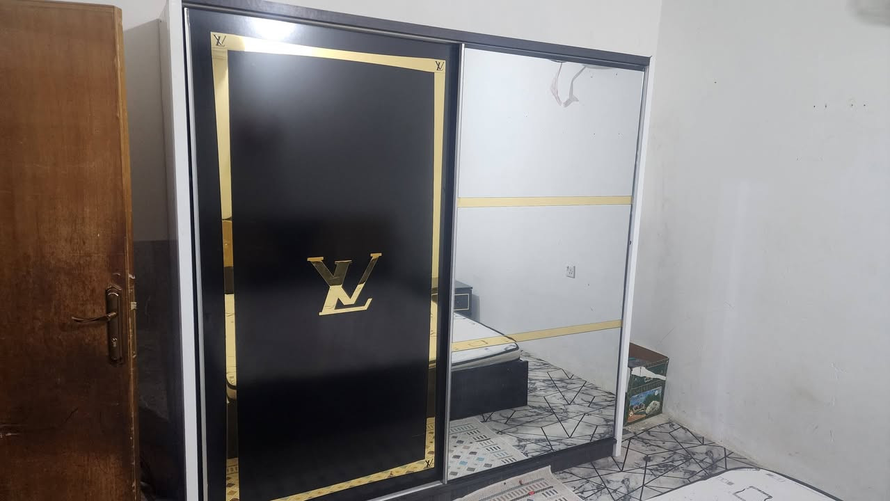 غرفة نوم تركي مستعمله ٥ قطع نفس الصور مع دوشك اصلي للبيع ب٤٠٠الف دينار مكاني كراده داخل بيع مستعجل


**إذا كنت صاحب هذا الإعلان وتريد حذفه لأي سبب، رجاءا أرسل رسالة إلى الدعم الفني**