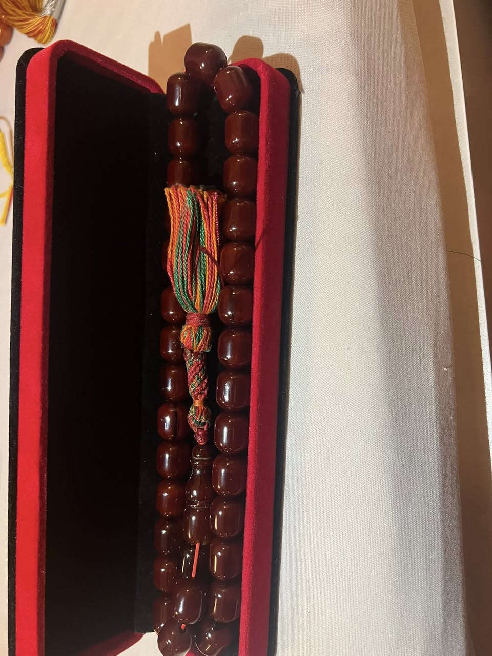 سلام عليكم الغوالي من رخصة صاحب البيج مسابح سندلس عطاب الماني وباكستاني كلمن وسعرهة واكو كهرب الماني بيض حمام وزن ٤٩غرام و٤٩حبه مغلفه وقديمه وسندلس كله قديم ماعدا مسباحين سندلس تركي بيهن وشتريد بخدمتك تكدر تتواصل ويايه ماسنجر وواتساب ***********
