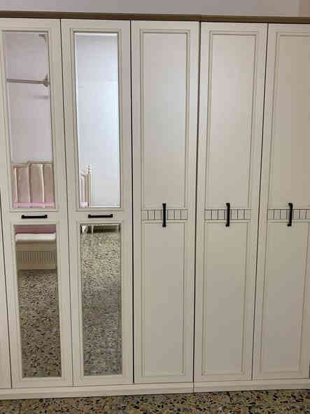 السلام عليكم
مكلف ب النشر غرفه نوم جديده مستعمله شهرين فقط غرفه حلوه وقويه وخشب وشغل درجه اولى الغرفه عشر قطع صيني الكنتور ثلاث خانات الخانه الرابعه مفصوله يعني تكدر اتخليهه ابغير مكان الغرفه جديده شخط مابيهه
السعر 2 مليون وبيها مجال
بغد الحريه _ دور نواب الضباط
للتفاصيل اكثر اتصل ع الرقم ***********
