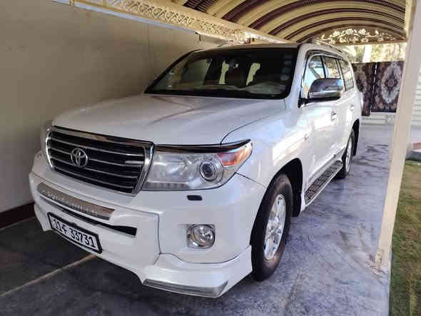 السلام عليكم 
تيوتا لاندكروز موديل ٢٠١٠

السياره ماشيه ٢٠٠ الف كيلو متر 

بغداد بأسمي تحويل 

بارد جاملغ شبرر وهلال الجاملغ بارد قليل جداً

بدون صبغ السياره ابداً

حلوه السياره وكامله صدر وداخل نضيفه كلش 

مكاني الصويره قرب الجسر / 

سعر السياره : 310وبيهه مجال حك الجيه 

***********‭ / ٠٧٧٣ ٣٨٢ ٢٨٠٦‬  ☎️
