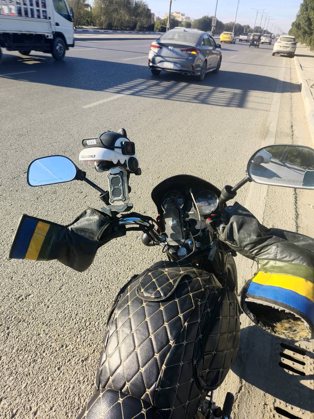 السلام عليكم  عندي دراجه للبيع رقم وسنويه بسمي تحويل ثاني يوم دراجه بوكسر مديل 2020 مجفته مره وحده يم حميد ابن العلويه  معروف سعر الدراجه 1750 وبيهه مجال لطيبين العنوان البصره القديمه 
رقم الهاتف، ***********