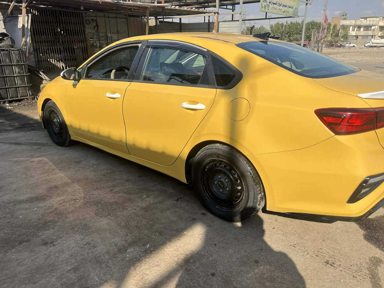 يالله سلام عليكم فورتي موديل 2019 لبيع سيارة خير من الله مال جناي  كير محور أي تي قبل شهر شادة عرضها 120وبيهة مجال عنوان بغداد الأمين الثانية 
رقم الهاتف ***********
