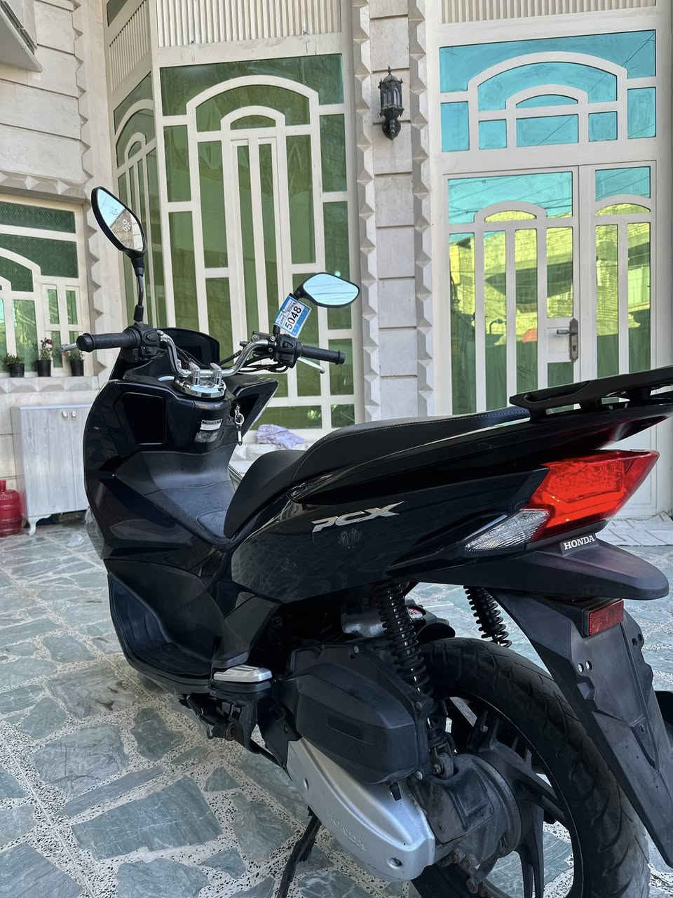 ألسلام عليكم pcx للبيع
بحال الوگاله من كشر من مكينه 
دراجه سعرهه 15 وبيهه مجال وتشلع عيوني 
بيهه ملاحضات بسيطه ب الكفر يعني ممبينه 
وبلعافيه ع الي ياخذهه🤍👍🏻


**إذا كنت صاحب هذا الإعلان وتريد حذفه لأي سبب، رجاءا أرسل رسالة إلى الدعم الفني**