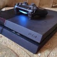 بلاي ستيشن 4 • نظيف ممتاز • ٥٠٠GB/١TB