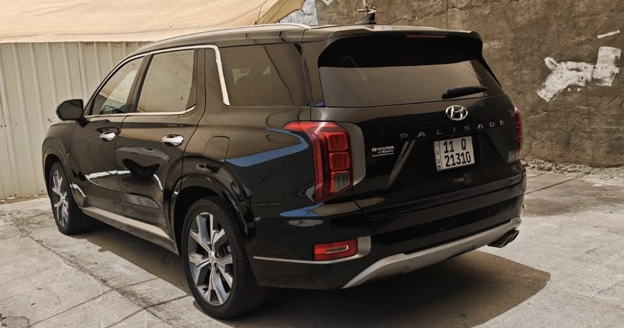 السلام عليكم
للبيع  هونداي بلسايد 2022 limted لون اسود 
حادث كما موظح بالصوره حادث أمريكا فقط 
مكينه كير علا وظع الشركه 
ارباكات جميعها سليمه داخل ابيظ ملكي 
بجم كبس علا وظع الشركه برغي ممفتوح 
سياره احلا من الصوره
رقم بغداد الجديد

المواصفات 1/1
مكينه 6 سلندر 3800
دبل فتحه خلفيه واماميه 
بصمه تشغيل + ابواب 
تشغيل عن بغد
كشن خزن ميموري 
شاشه عرض ( داتاشو )
4كامرات 360 درجه
رادارات 360 درجه 
حساسات امامي + خلفي 
جنطه كهرباء 
شفتات ستيرن 
كيجات الكتروني 
كشن منفصل vip
كشنات حار + بارد + تدفئه ستيرن 
كشنات كهرباء 
اوتو هولد 
تبريد منفصل 3 قطع 
بردات ابواب 
تبريد مركزي 
سايد بريك بصمه
قياده ذاتيه
5 انظمه قياده 
شحن وايرليس 
أناره محيطيه متعددة الالوان
سستم صوتharmen kardon
وباقي المواصفات المعروفه 
مكاني بغداد 
السعر // 224$
***********
متوفر واتساب
