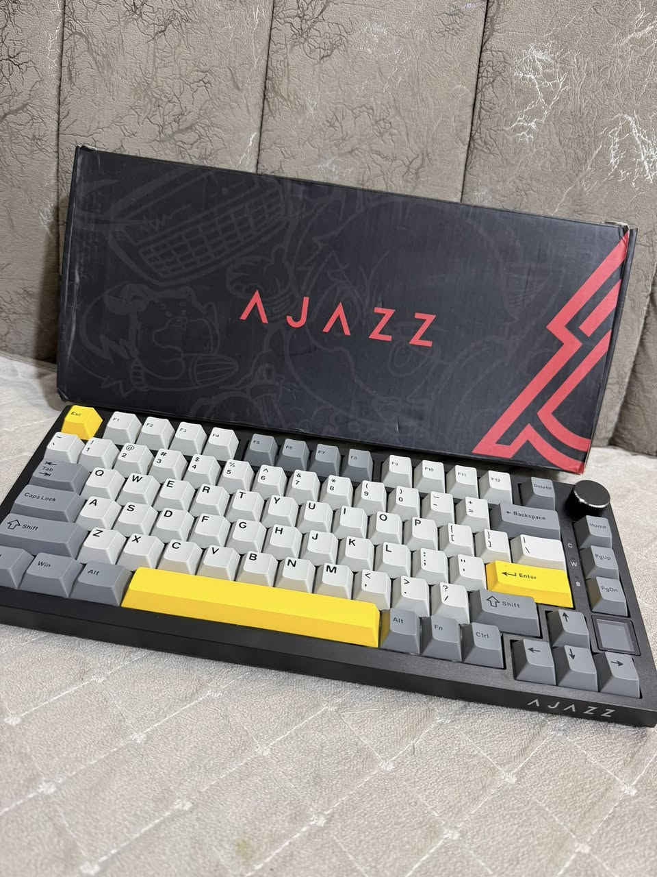 كيبورد ميكانيكي كيمنك شركة اجاز وندوز ماك بوك بلوتوث شحن قطعه عالمية تحفة 50 الف وبالعافية


**إذا كنت صاحب هذا الإعلان وتريد حذفه لأي سبب، رجاءا أرسل رسالة إلى الدعم الفني**