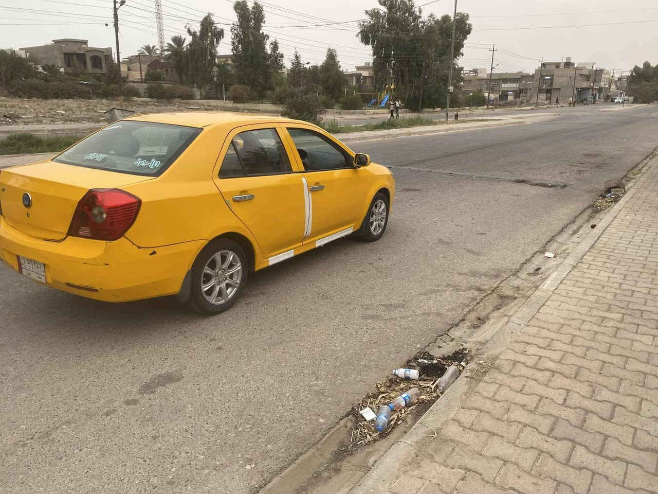 سلام وعليكم 
جيلي ٢٠١١للبيع اومراوس
محرك بي صوت بكن سنجيل ماعرف ابيع كايم
شرط تحويل وكاله بيه دفتر بانزين صاحبه كركوك اريد سياره خصوصي  واذا يبقه فرق عادي اقصاط تجي تكلب بنفسك وقتنع وتشلع عيوني عنوان صلاح الدين تكريت لعلم 
سعر٢٥وبيه مجال ***********
