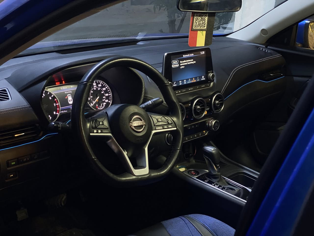 السلام عليكم
نيسان سنترا💙 
موديل 2024
وارد امريكي 
فئة sv
مواصفاتها
رادار امامي 
رادار خلفي وجانبي
نقطه عمياء 
حساسات امامي خلفي
مودات قياده 
وبيها اوتو هولد 
ومواصفاتها هواي بعد 
السياره مكينه وكير مكفولات 
بيها بنيد تعديل بيدي ار بدون دواخل وبدون ايرباك 
رقم اربيل بأسمي 
السياره جديده بمعنى الكلمه وبالواقع احلى من الصور 
السعر 165 وبيها مجال
الرقم ***********
