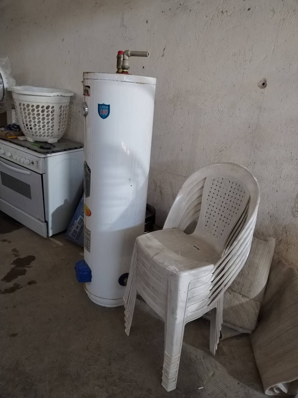 أغراض نضيفه البيع للاستفسار الطيفيه حي السلام سوك زيد المسكف ***********
