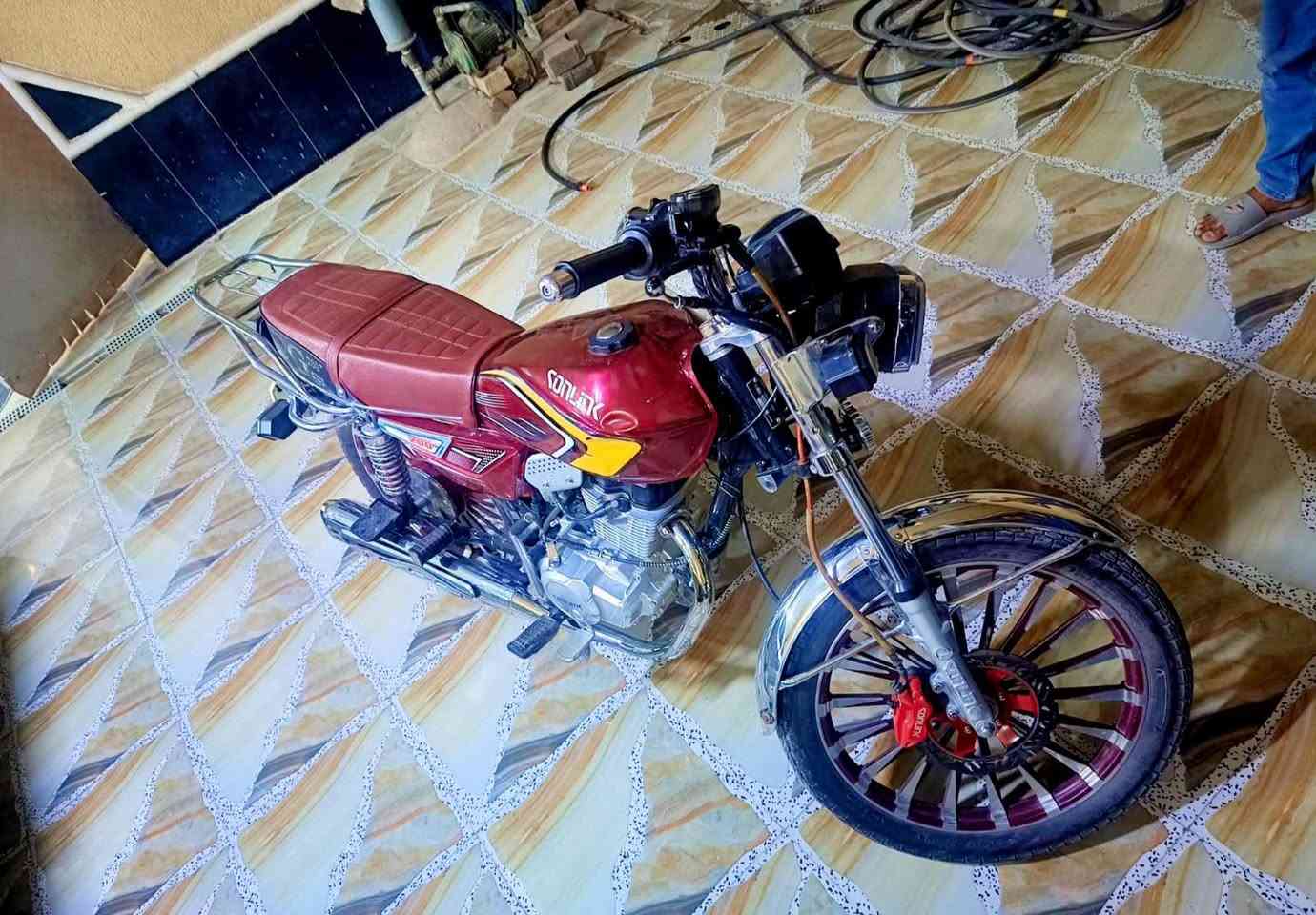 سلام عليكم موطور للبيع موديل 25محرك200اوراق كامله سعر 850وبي مجال لاستفسار عل رقم ***********المكان صلاح الدين دجيل
