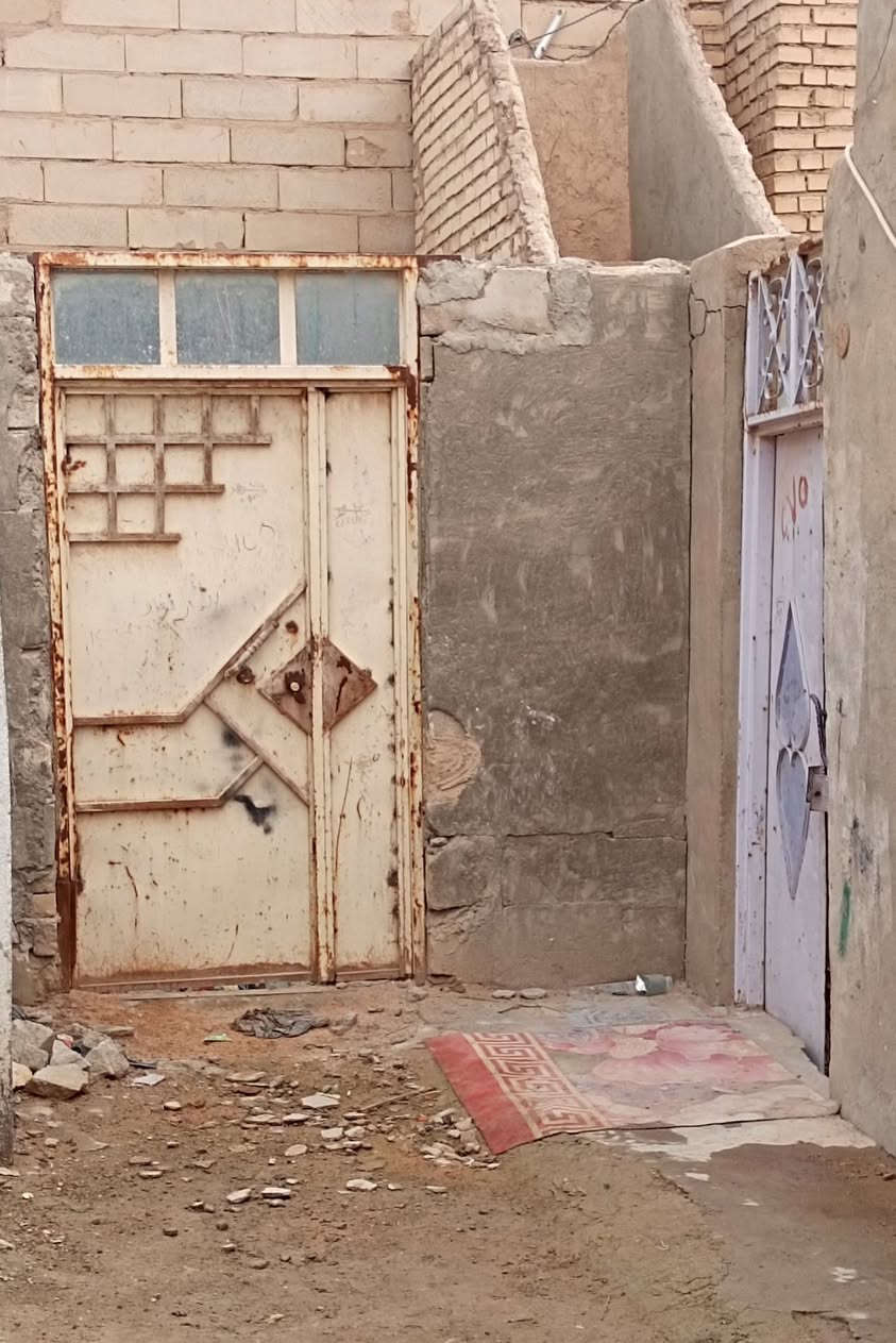 بيت طابو زراعي المساحة 70 متر  بالكوفة حي السهيلة قرب مرقد سيد محمد   السعر 18 مليون وبي مجال  هذا رقمي  ‏‪***********‬‏
