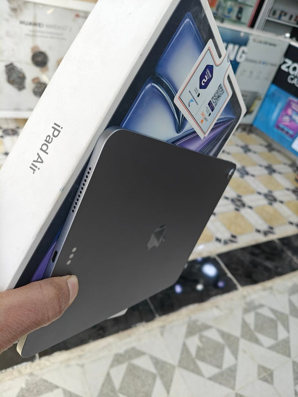 السلام عليكم 
ايباد اير 7 
معالج M3
ذاكره  128
بطاريه 💯% مشحونه 43 مره فقط 
السعر 650 الف سعر ثابت يوجد توصيل محافظات 
مكان المكتب بابل


**إذا كنت صاحب هذا الإعلان وتريد حذفه لأي سبب، رجاءا أرسل رسالة إلى الدعم الفني**