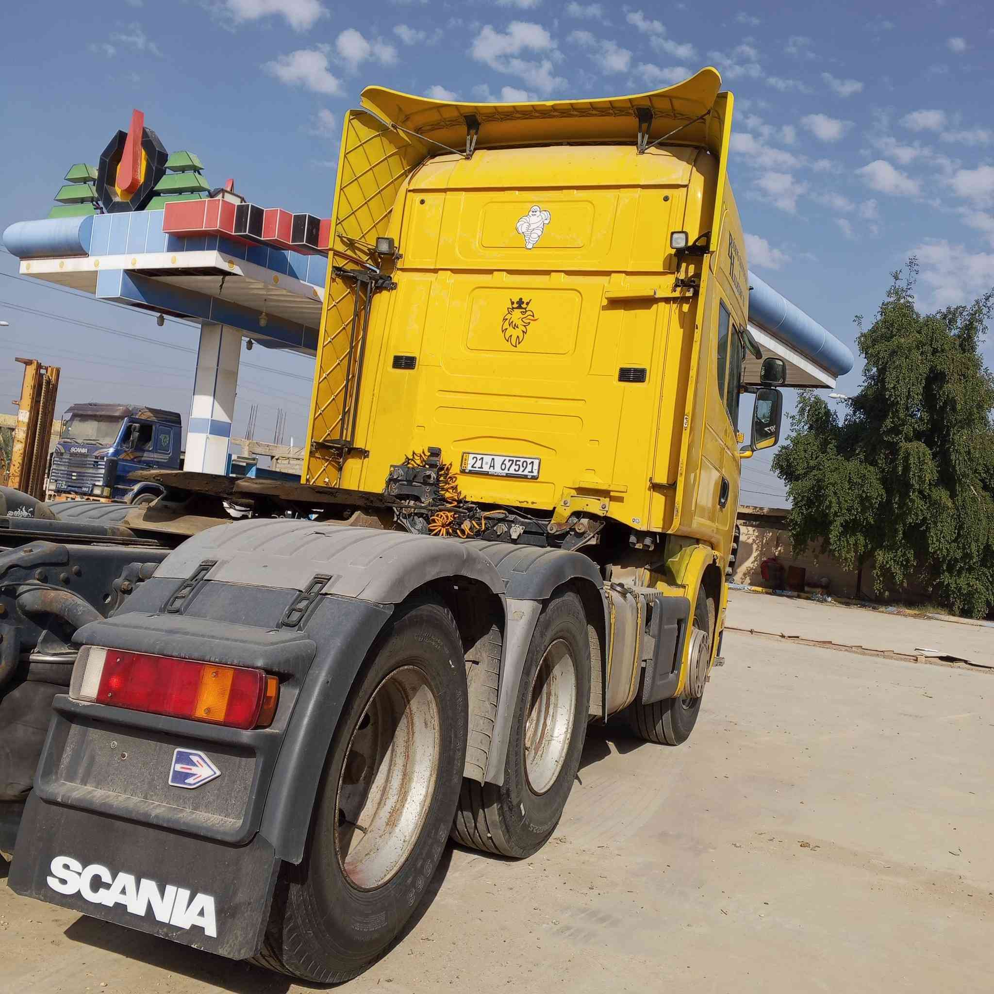 السلام عليكم سكانيه بومه للبيع موديل 2001مكفوله كفاله عامه للاستفسار
‏‪***********‬‏
